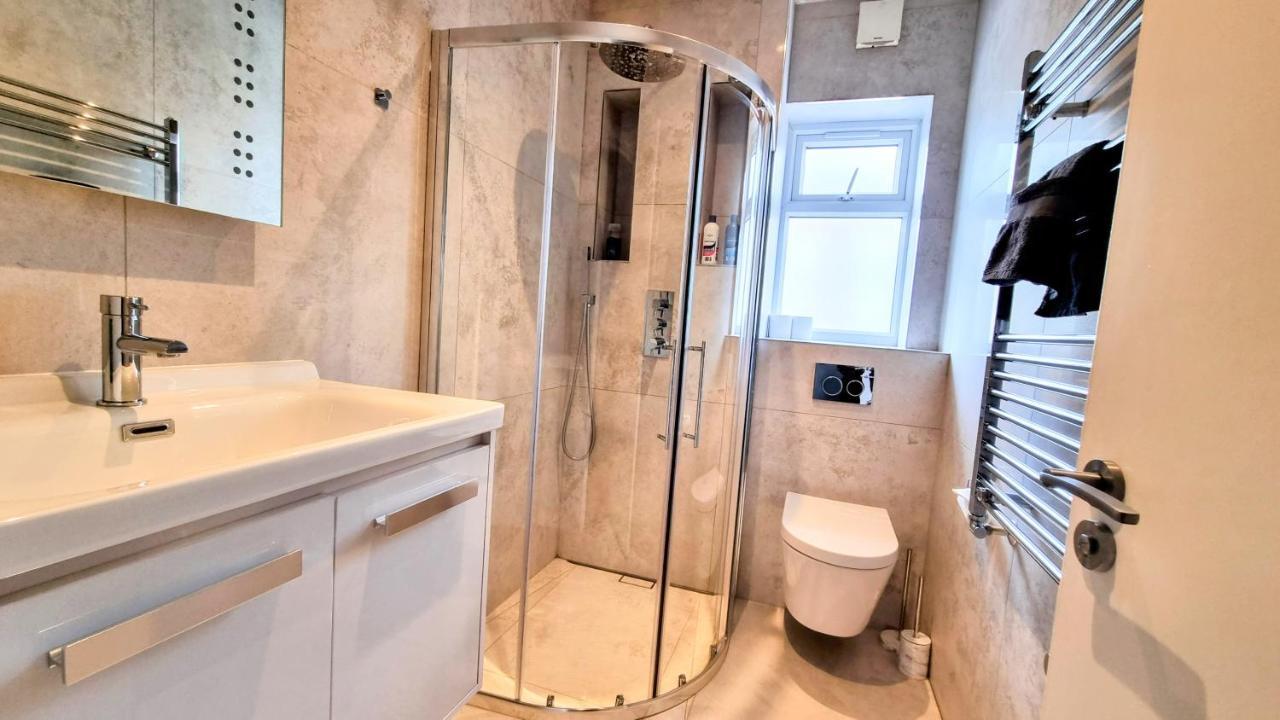 Vila Surbiton Luxury Garden House 19 Exteriér fotografie