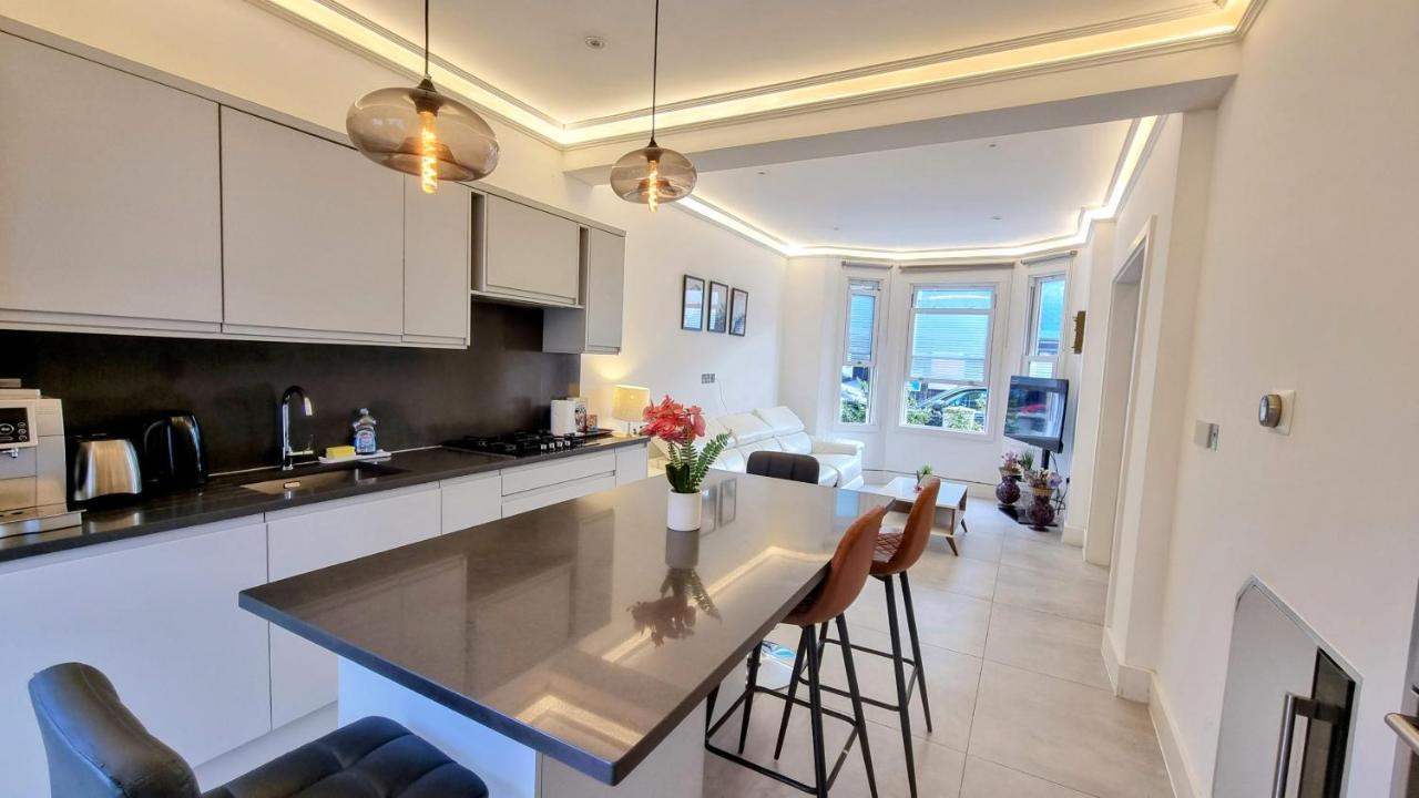 Vila Surbiton Luxury Garden House 19 Exteriér fotografie